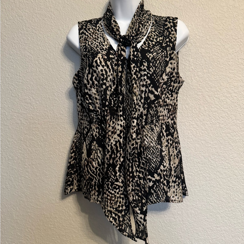 Ann Taylor Black and Tan Tie Front Sleeveless Blouse Size 6